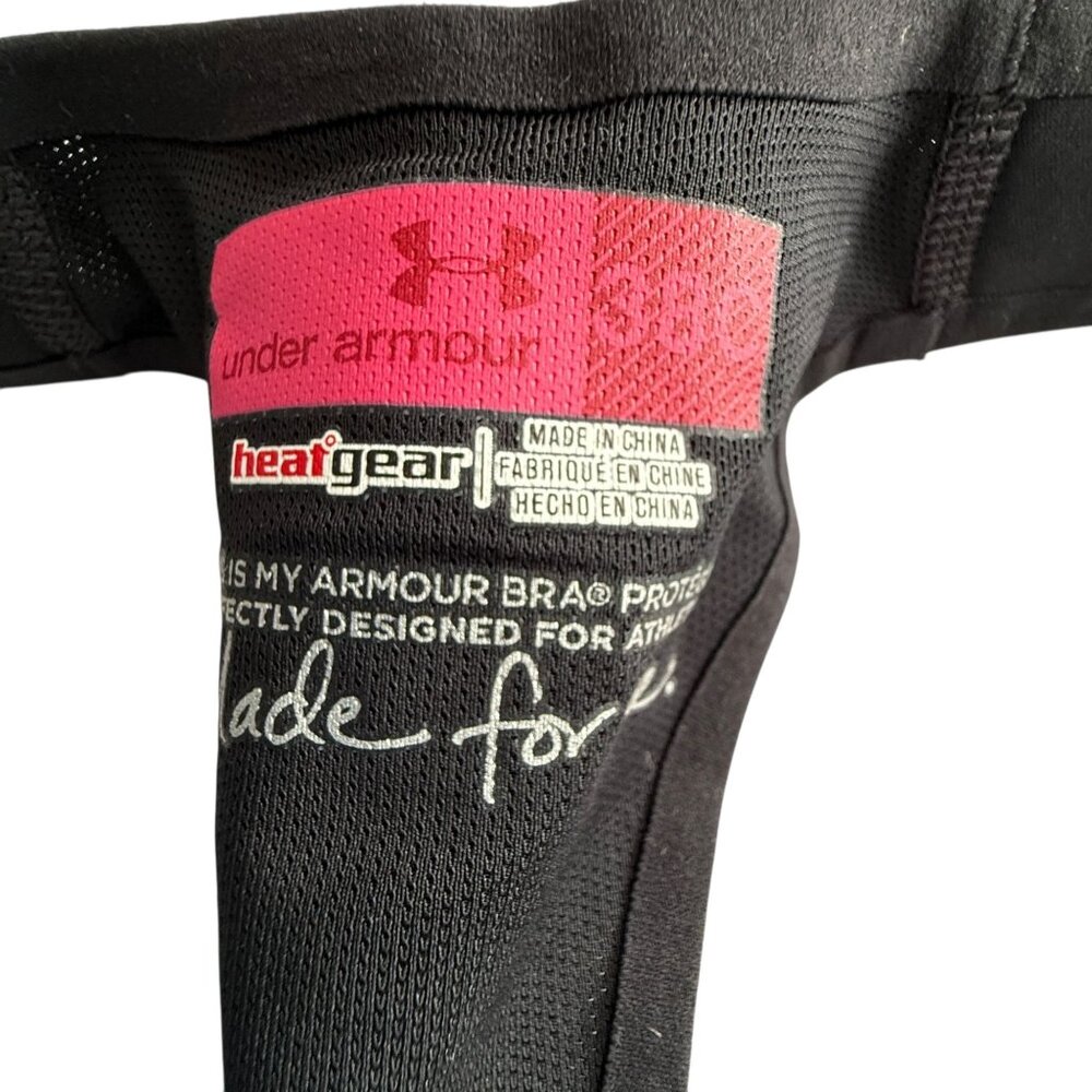 Under Armour Womens Protegée Heat Gear Sports Bra Black Front Zip Size 38C - Picture 4 of 10